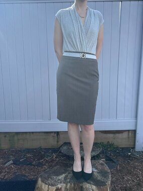 Le Château Grey Flounce Hem Pencil Skirt, NWT